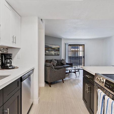 פיניקס Newly Renovated 2Br Apartment W Pool By Stay Gia מראה חיצוני תמונה