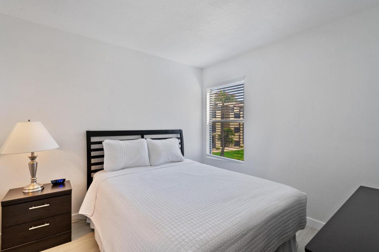 פיניקס Newly Renovated 2Br Apartment W Pool By Stay Gia מראה חיצוני תמונה