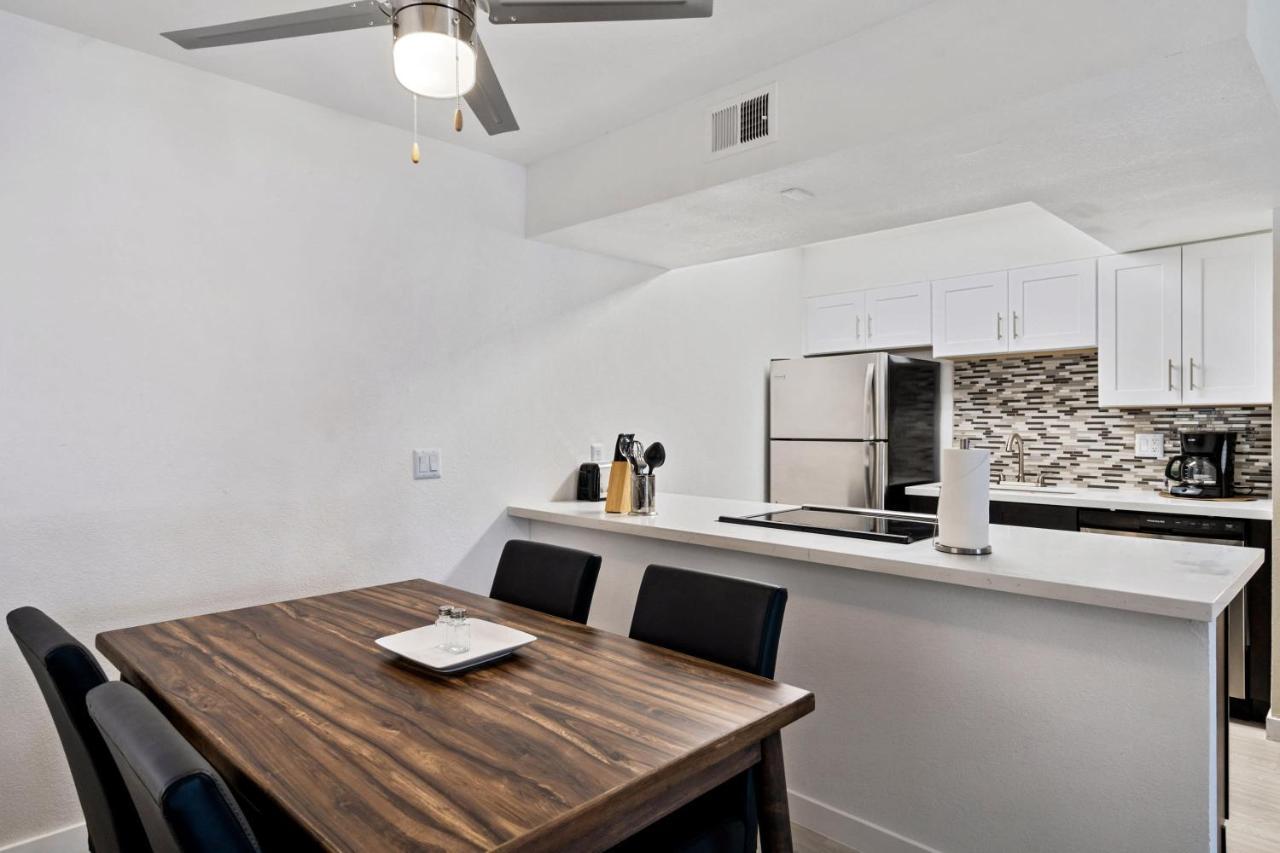 פיניקס Newly Renovated 2Br Apartment W Pool By Stay Gia מראה חיצוני תמונה